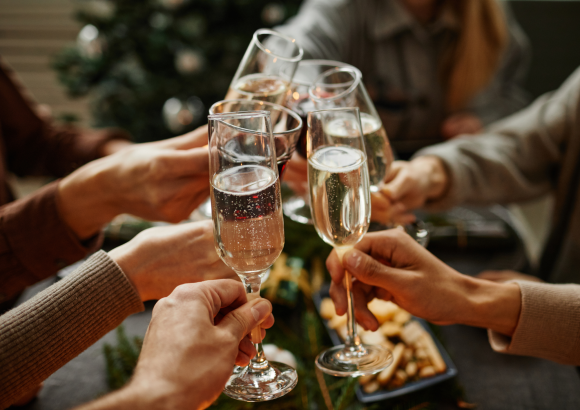 Come sono i vini perfetti per brindare a Capodanno? Una guida completa